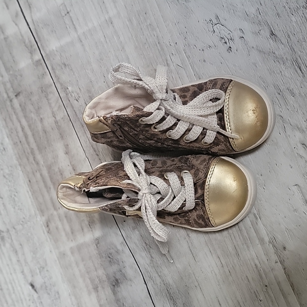 BC Footwear leopard print toddler shoe